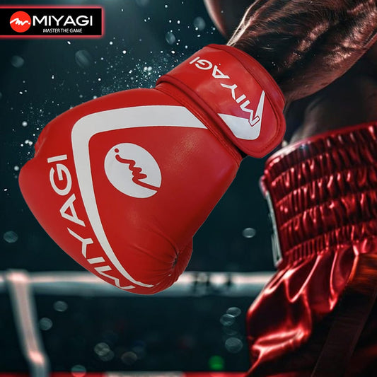 Guantes que Pegan Fuerte: Cómo Elegir y Cuidar tus Guantes de Boxeo como un Pro - MIYAGI COLOMBIA