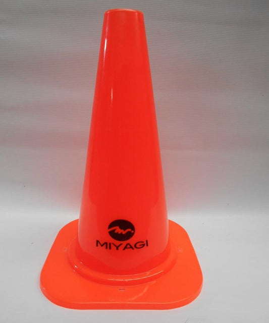 Cono Plástico De 40 CM Sin Hueco M8605 - 16 - NAR - MIYAGI COLOMBIA